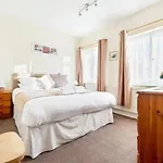 Pass The Keys 55 Heworth Village Wonderfully Cosy Family In *