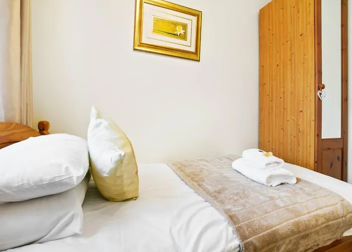 Pass The Keys 55 Heworth Village Wonderfully Cosy Family In Semesterbostad *