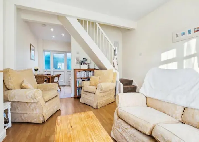 Pass The Keys 55 Heworth Village Wonderfully Cosy Family In Semesterbostad *