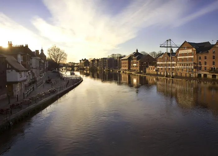 Pass The Keys 55 Heworth Village Wonderfully Cosy Family In * York